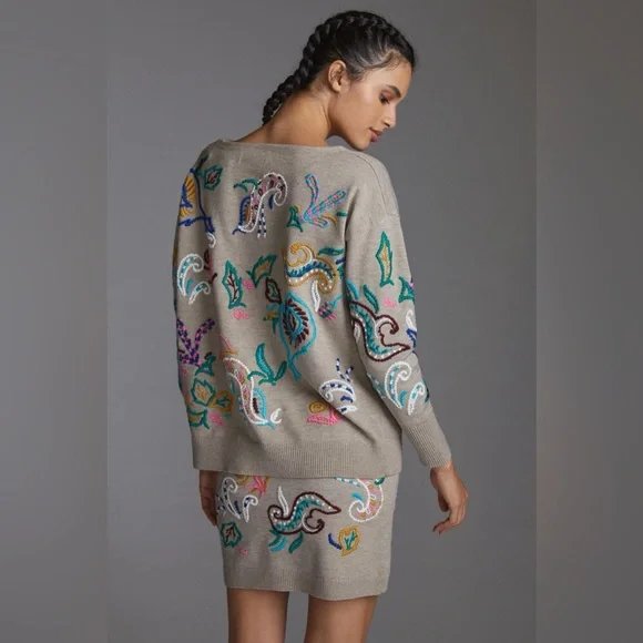 Anthropologie Embroidered Pullover Sweater in Neutral Motif - Picture 2 of 12